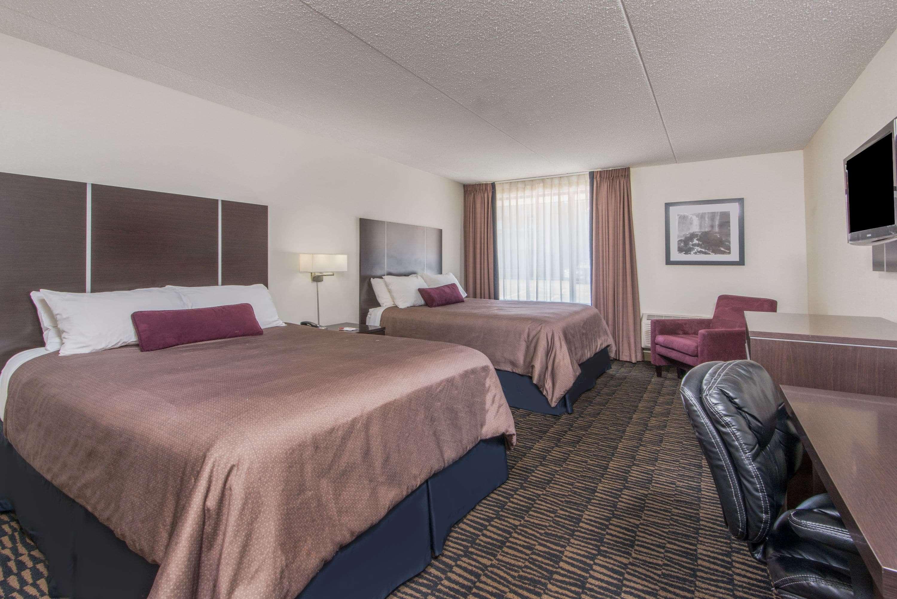 Ramada Plaza By Wyndham Niagara Falls Eksteriør billede