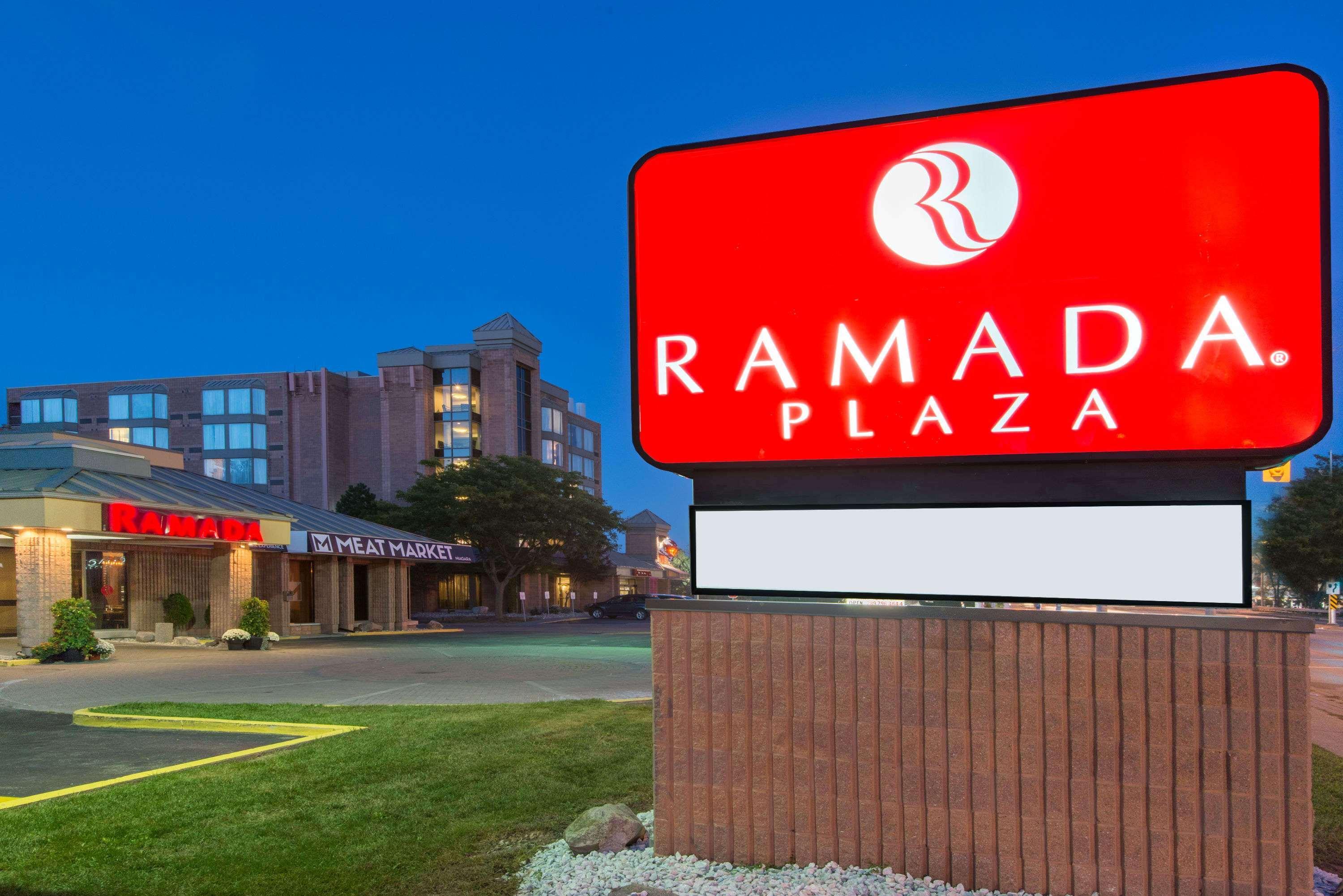 Ramada Plaza By Wyndham Niagara Falls Eksteriør billede