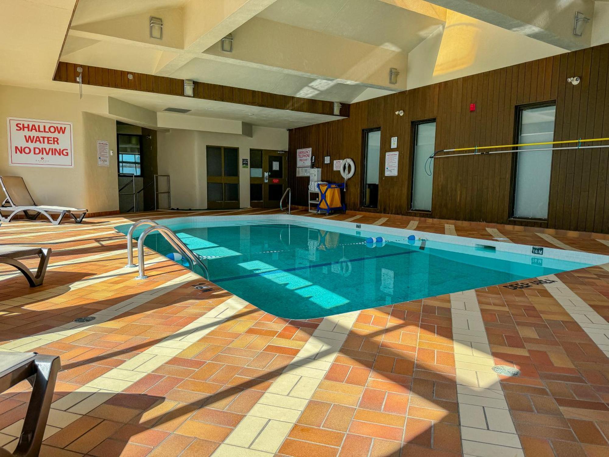 Ramada Plaza By Wyndham Niagara Falls Eksteriør billede