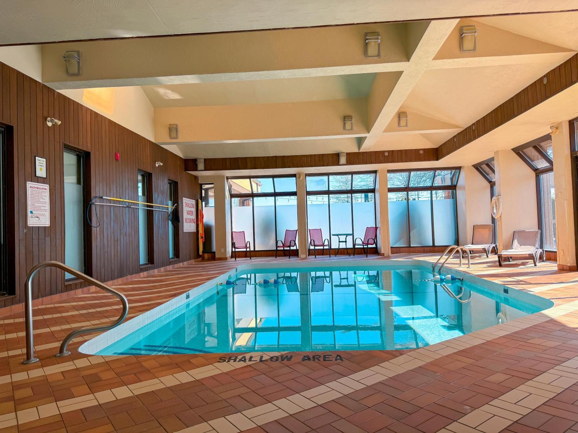 Ramada Plaza By Wyndham Niagara Falls Eksteriør billede