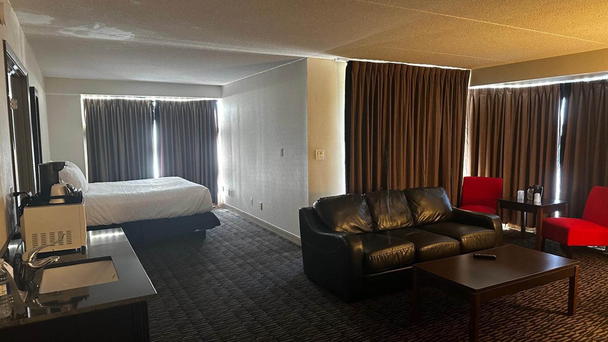 Ramada Plaza By Wyndham Niagara Falls Eksteriør billede