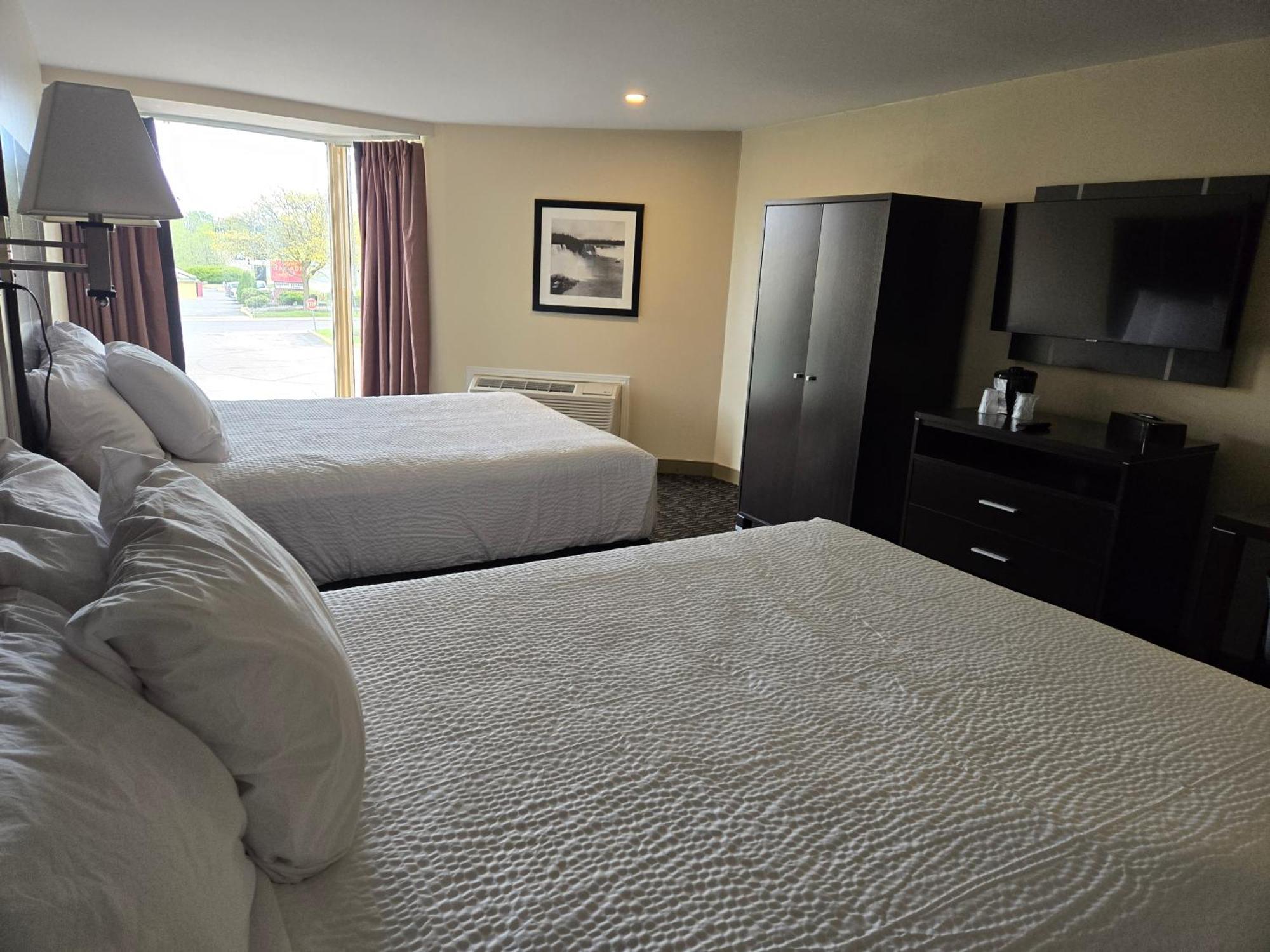Ramada Plaza By Wyndham Niagara Falls Eksteriør billede