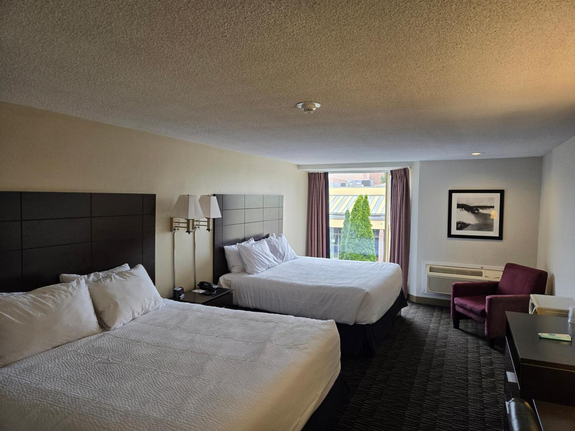 Ramada Plaza By Wyndham Niagara Falls Eksteriør billede